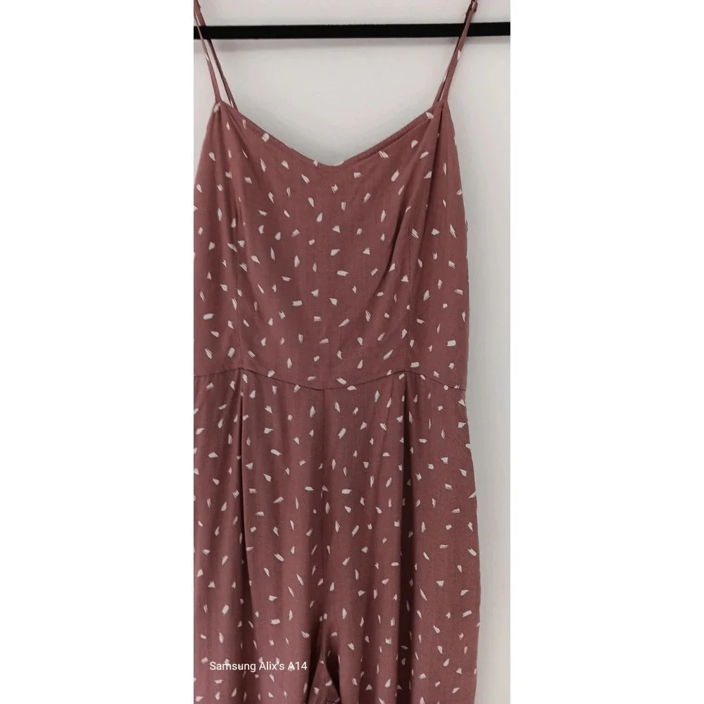 Lulus Mauve Print Jumpsuit Size Medium Sleeveless Wide Leg‎ Pink Lined  Pockets